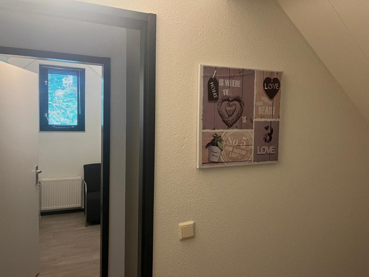Sfeervol Vrijstaand Huisje 6 Persoons Ruime Tuin, Centraal Bij Nijmegen Ewijk Luaran gambar