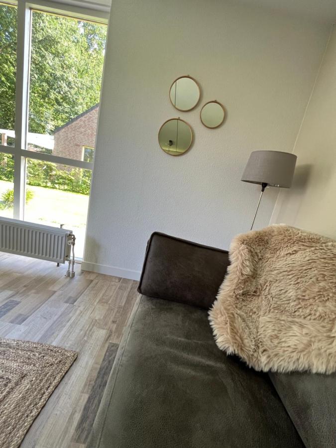 Sfeervol Vrijstaand Huisje 6 Persoons Ruime Tuin, Centraal Bij Nijmegen Ewijk Luaran gambar
